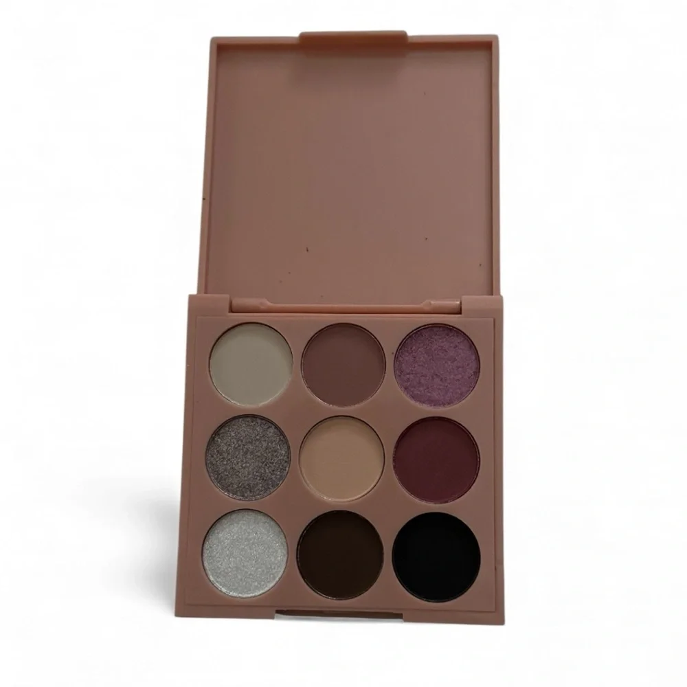Estate Matte and Shimmer Eyeshadow Palette
